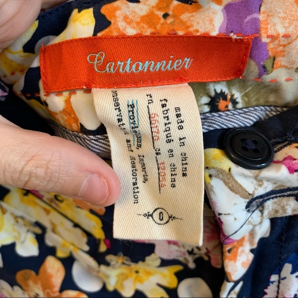 Floral pants - very comfortable. Purchased from anthropologie - Picture 2 of 3